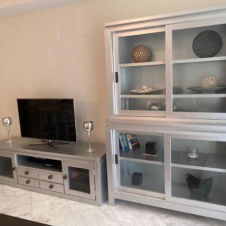 Elegant 2-Bedroom Apartment In Benidorm With Private Pool And Scenic Garden Views Cala de Finestrat Exterior foto
