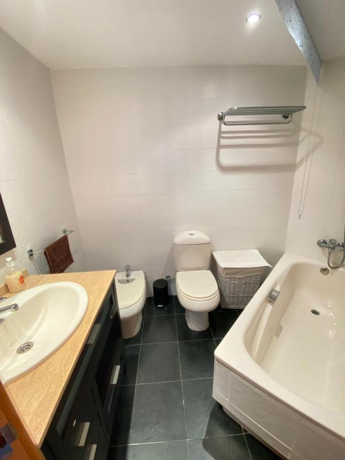 Elegant 2-Bedroom Apartment In Benidorm With Private Pool And Scenic Garden Views Cala de Finestrat Exterior foto